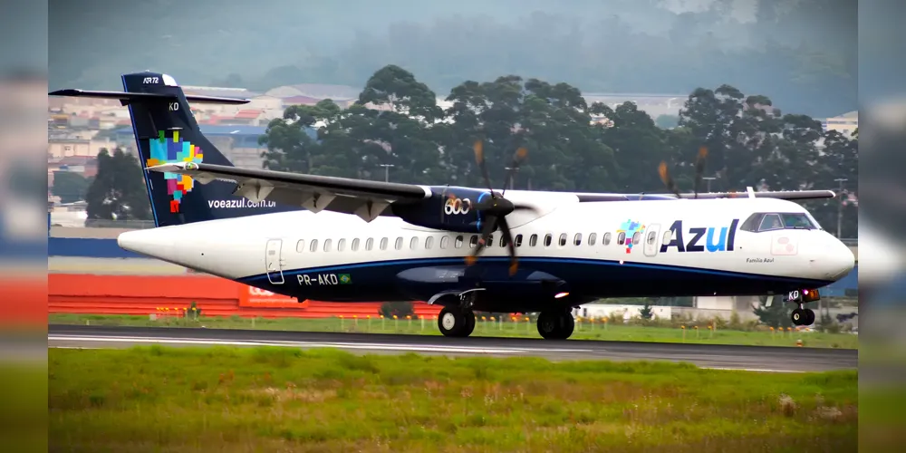 Azul Linhas Aéreas recebe benefícios fiscais em abastecimentos realizados pelas aeronaves no Paraná