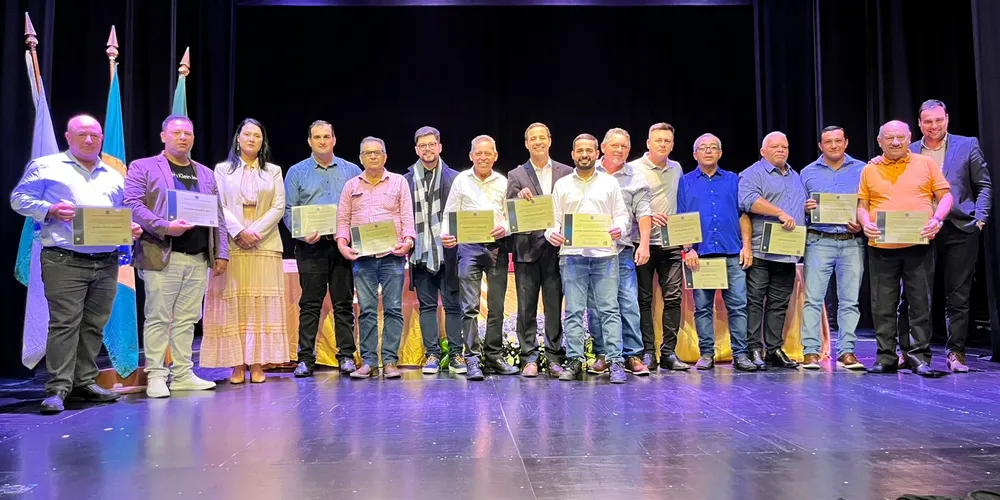 Diplomação aconteceu em ato promovido no Centro Cultural Queimadas nesta segunda-feira (09)