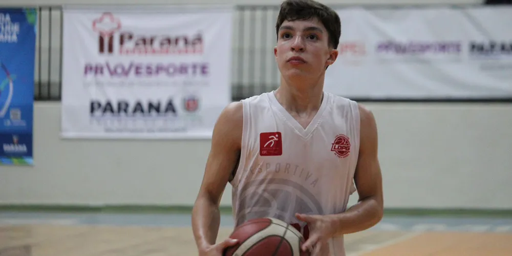 A Liga Desportiva de Ponta Grossa é um clube formador de atletas com destaque estadual e nacional.