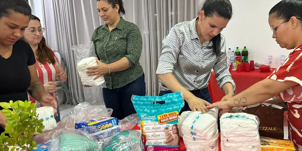 O 1º kit de maternidade já foi entregue carregado de afetividade