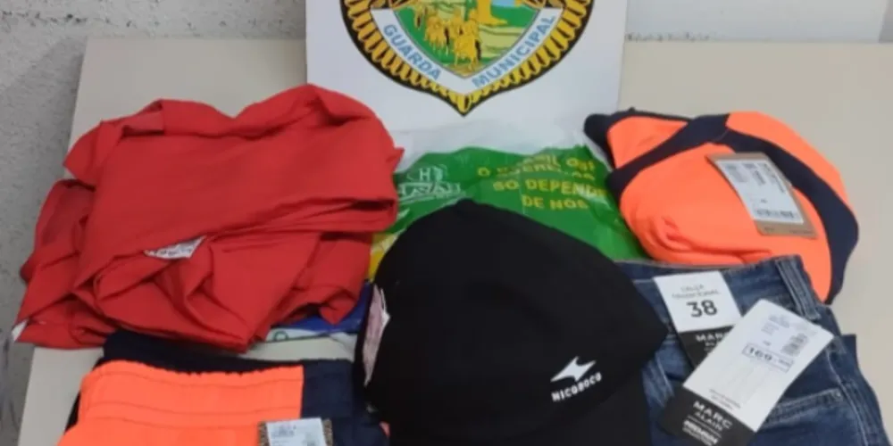 Itens estavam em uma sacola