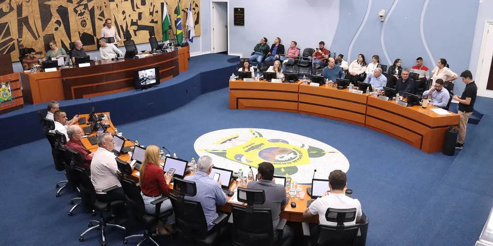 Câmara de Ponta Grossa realizou as votações em sessões extraordinárias nesta sexta-feira (13)