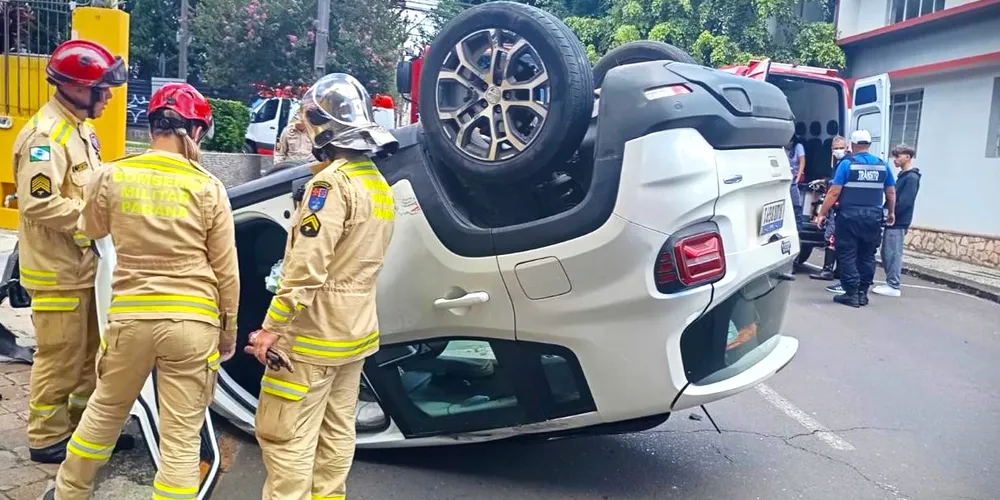 Jeep Renegade foi parar 50 metros distante do ponto de colisão