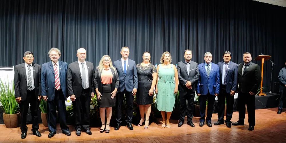 A cerimônia aconteceu nesta quarta-feira (1º), no Clube Adescopi