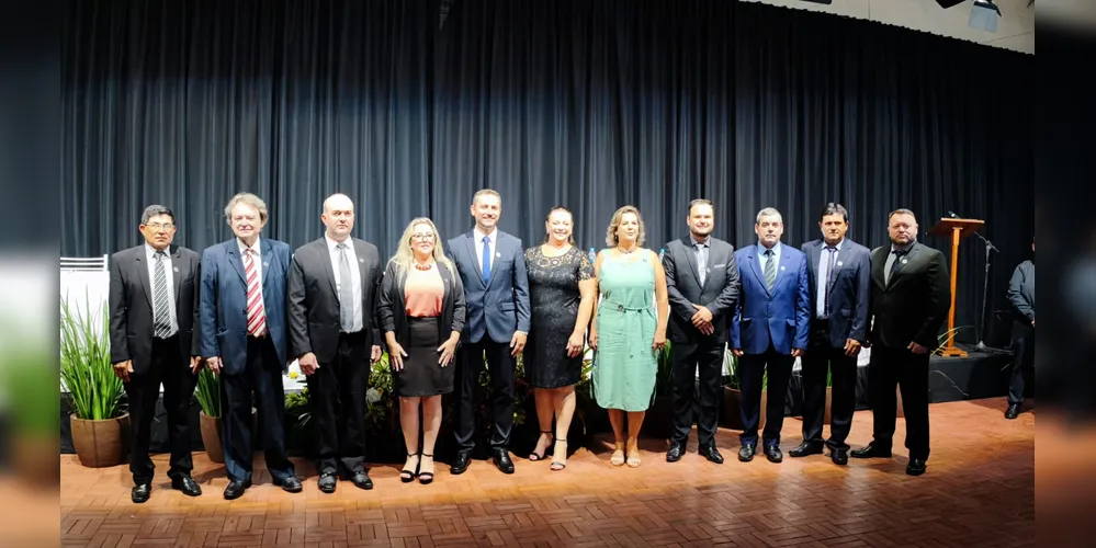 A cerimônia aconteceu nesta quarta-feira (1º), no Clube Adescopi