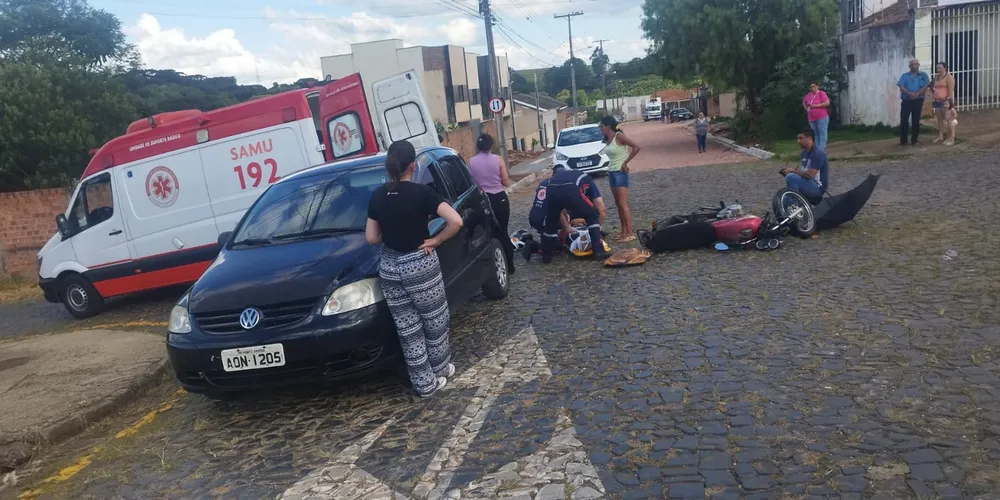 O condutor da moto foi encaminhado para a UPA Santana.