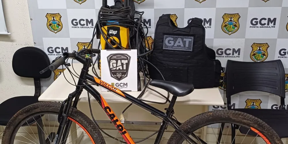 Apenas uma bicicleta e a lavadora foram recuperadas pela Guarda