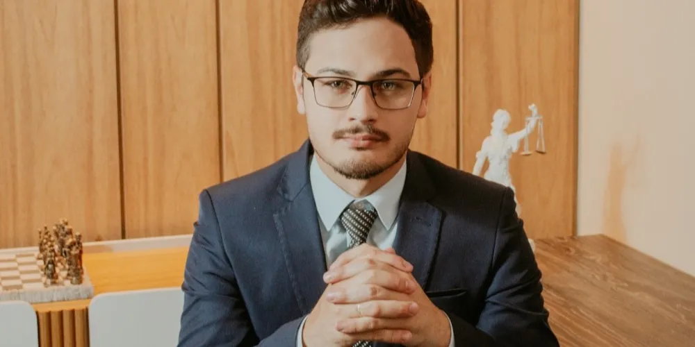 O advogado Alisson Alves Pepe representa os autores da ação popular que questiona a Lei Municipal nº. 15.385/2024