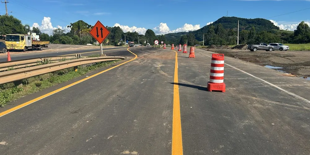 O DNIT trabalhou na construção de um desvio na BR-376