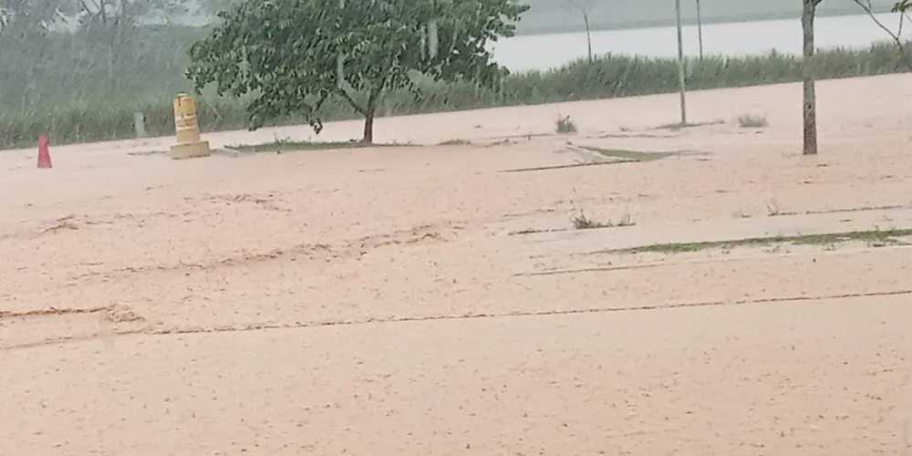 As pancadas de chuva devem persistir nesta sexta-feira