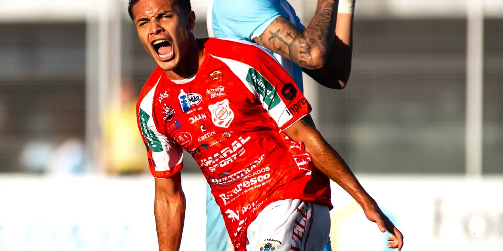 O uruguaio Nico Suárez fez o gol que tirou o Rio Branco da zona de rebaixamento