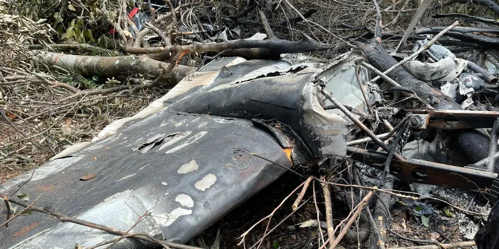 Nesta quarta-feira (12) foi feita a averiguação da área da queda do avião