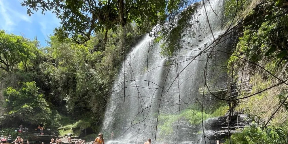 Acidente aconteceu na tarde desse domingo, em um dos principais pontos turísticos de Ponta Grossa