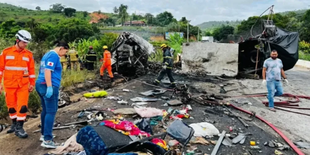 Acidente é um dos piores da história das rodovias do Brasil