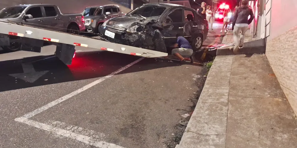 Acidente não deixou feridos, apenas danos materiais