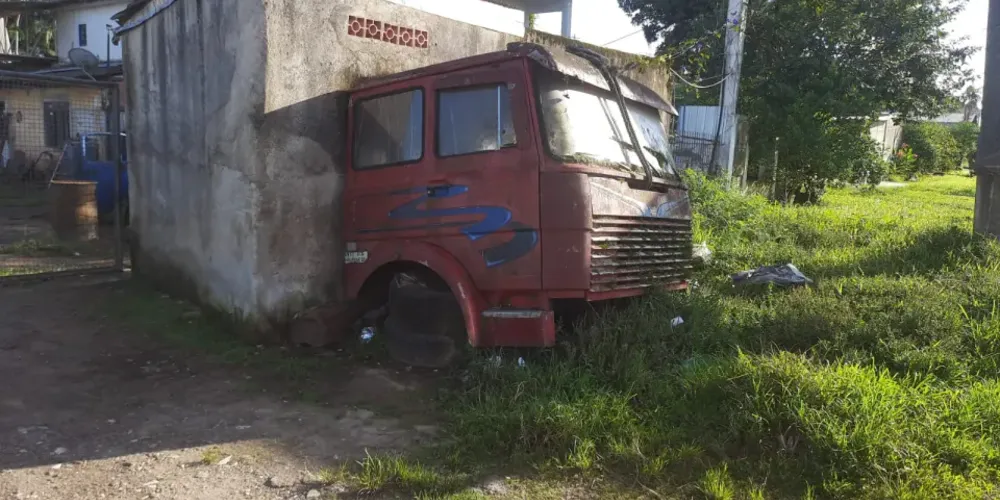 De acordo com o Corpo de Bombeiros, trata-se um andarilho que era conhecido na região