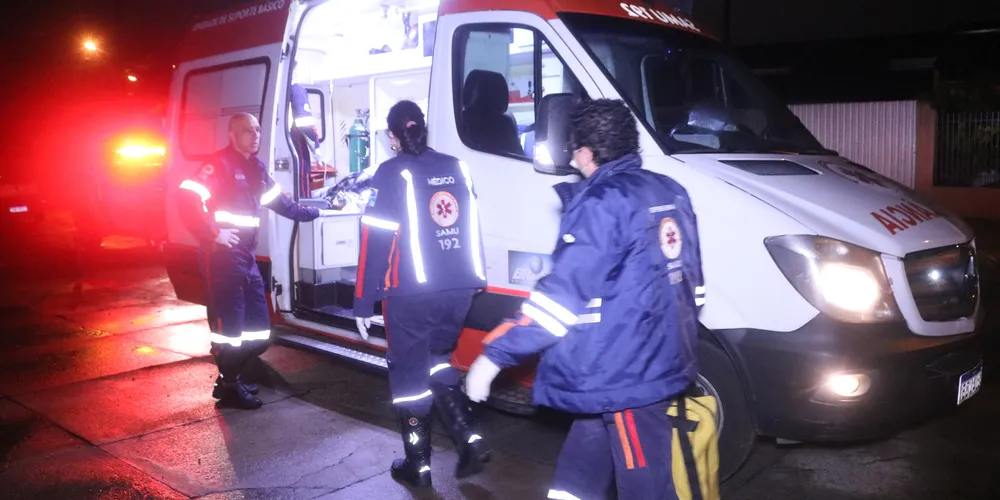 Atropelamento aconteceu na madrugada desta segunda-feira (20), no Parque dos Pinheiros, em Ponta Grossa