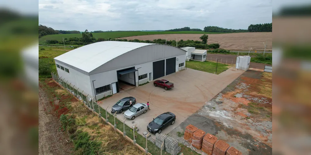 Barracão industrial no município de Califórnia.