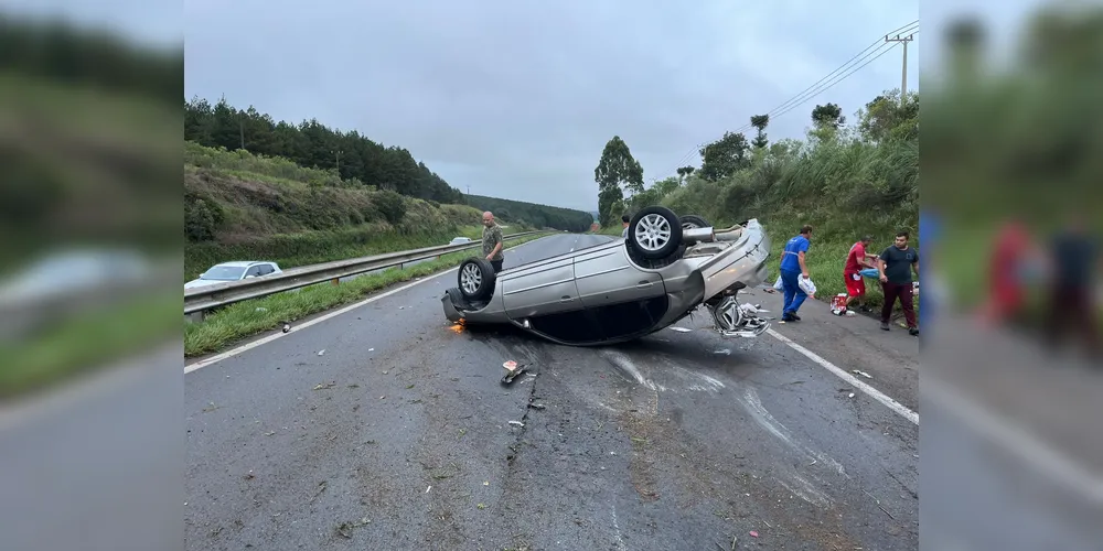 Acidente aconteceu na manhã desta sexta-feira (27)