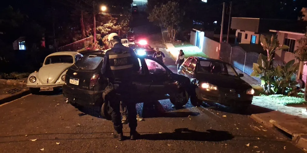 Colisão aconteceu na noite dessa terça-feira (10)