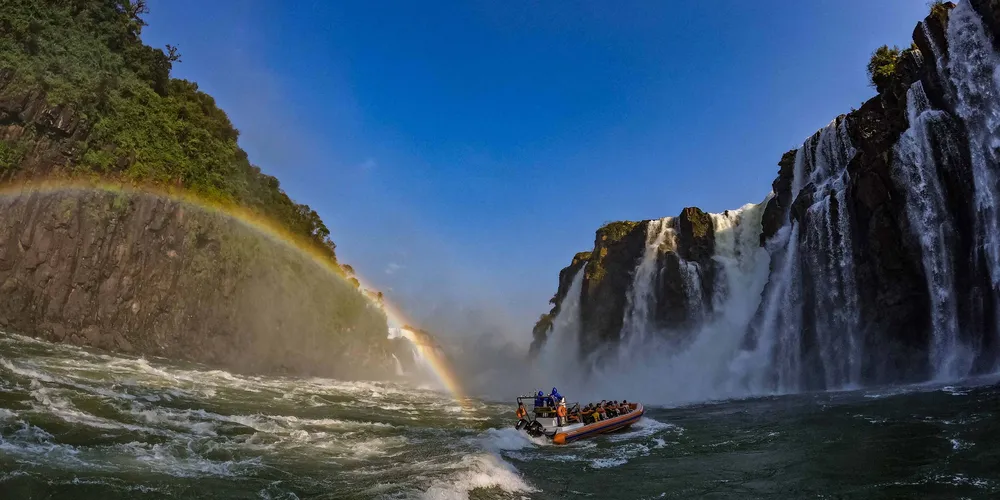 Paraná foi o terceiro maior portão de entrada de turistas estrangeiros no Brasil em 2024