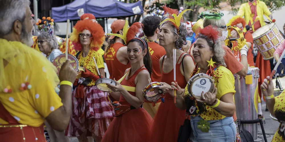 O Carnaval de Antonina, no Litoral, é conhecido por ser um dos mais tradicionais do Estado