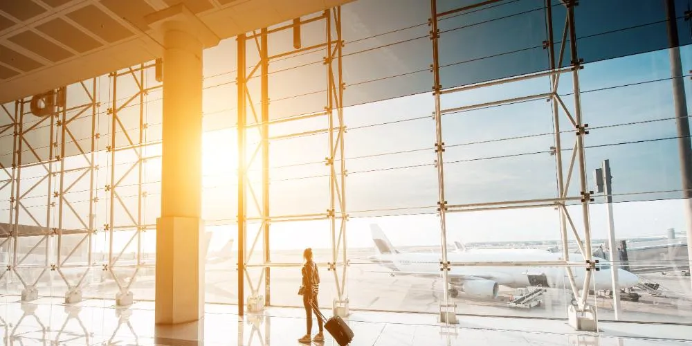 Alguns aeroportos se destacam por sua capacidade de receber um grande volume de voos diários