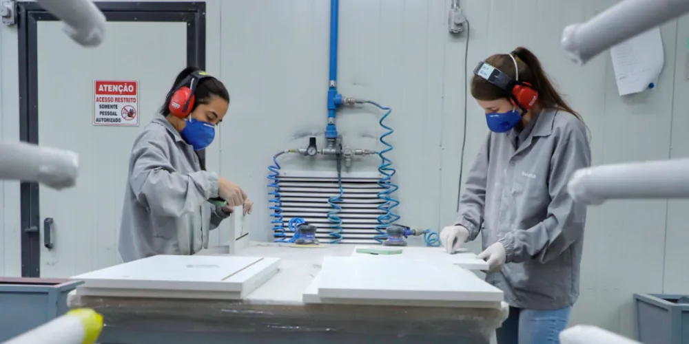 Agência do Trabalhador de Ponta Grossa em oportunidades em diversos setores