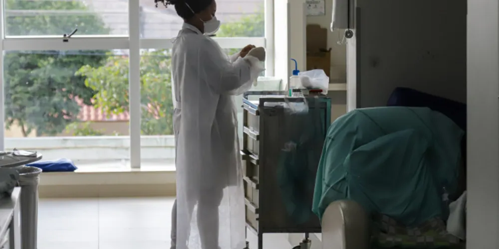 Entre as vagas que não exigem experiência está a oportunidade para técnico de enfermagem