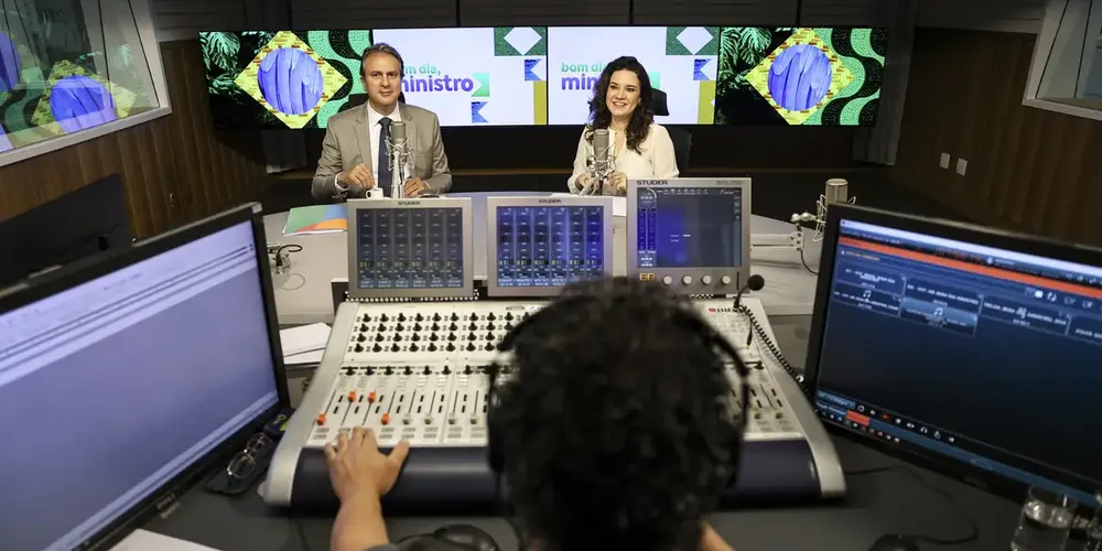 Lula assina até fevereiro decreto que regulamenta ensino à distância