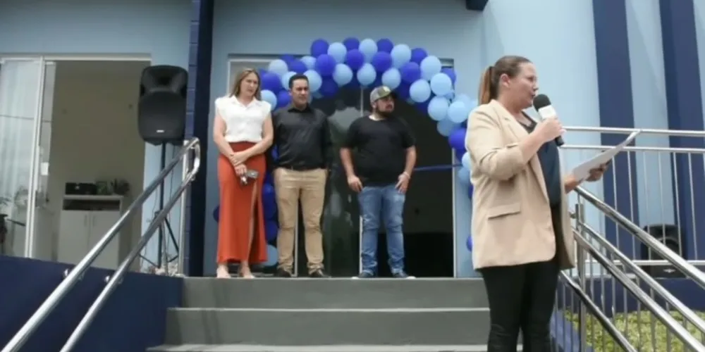A deputada federal Leandre Dal Ponte (PSD) esteve presente no evento junto com o prefeito Marcelo Leite (PSD)