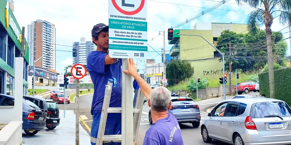 Prefeitura realiza a atualização da sinalização de 84 trechos do EstaR
