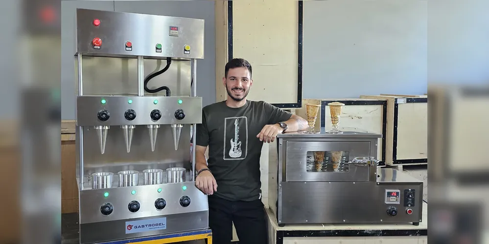 Juliano Casol Ecker, empresário de Francisco Beltrão, que produz equipamentos e acessórios para a produção de pizza cone, usou crédito da Fomento Paraná para investir em produção, logística e instalação de painéis solares