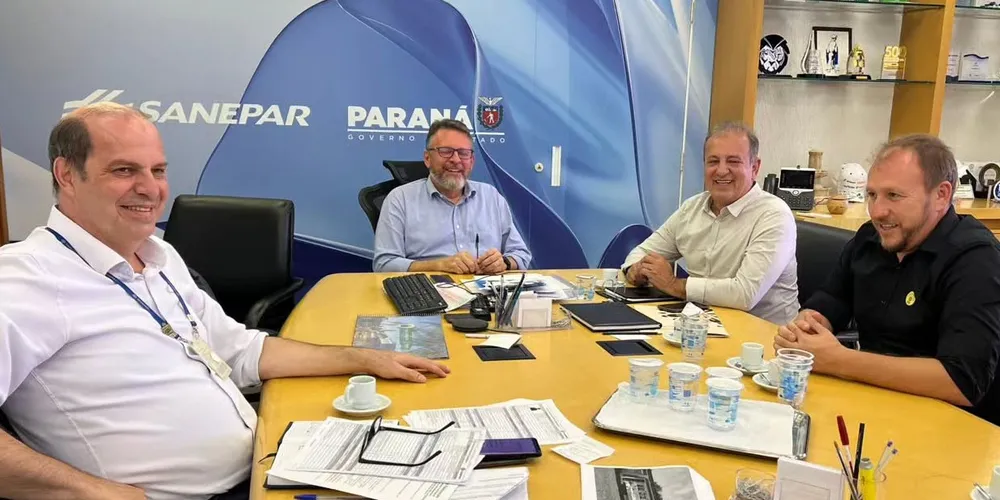 O encontro aconteceu nesta terça-feira (21)