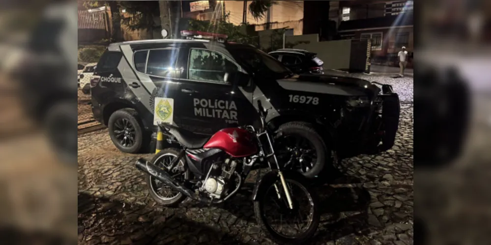 Motocicleta foi levada para a Delegacia de Polícia