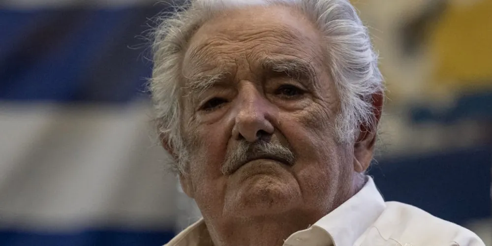 Pepe Mujica anuncia que câncer se espalhou: 'Estou morrendo'