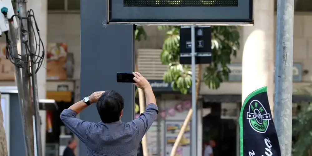 A nova onda de calor deve causar temperaturas em torno de 40 °C no Rio de Janeiro, incluindo o Grande Rio, no noroeste de Minas Gerais, no oeste da Bahia, no Vale do São Francisco e na região de sertão entre Bahia, Pernambuco e Piauí
