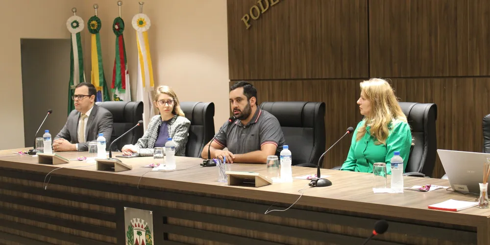 O evento reuniu lideranças municipais