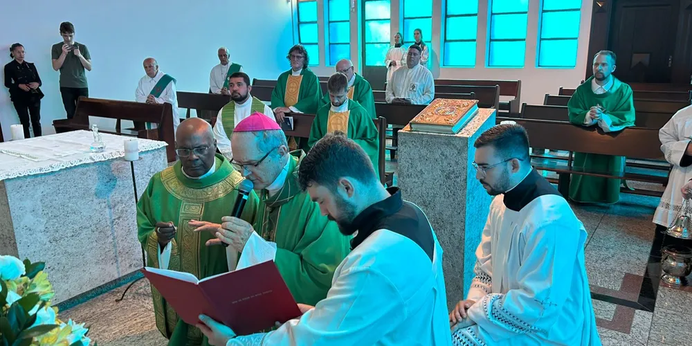 A posse na Catedral Sant’Ana foi a terceira presidida pelo bispo
