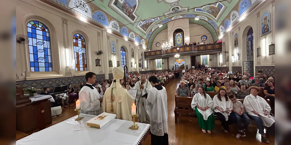 Padre Manssueto Pontarollo assumiu em Teixeira Soares