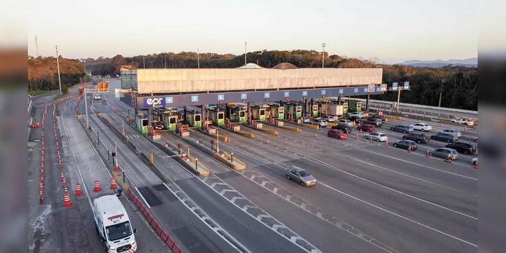 Cerca de 93 mil veículos devem seguir rumo ao Litoral do Paraná no Natal