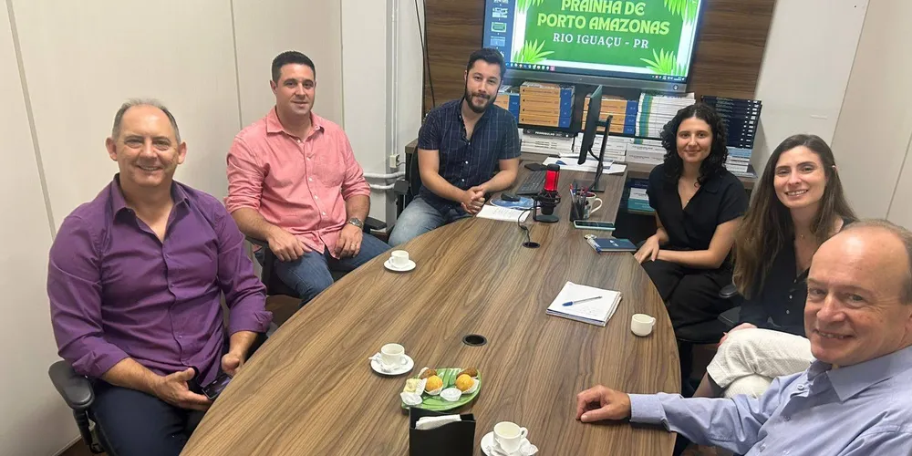 O encontro aconteceu nessa terça-feira (04).