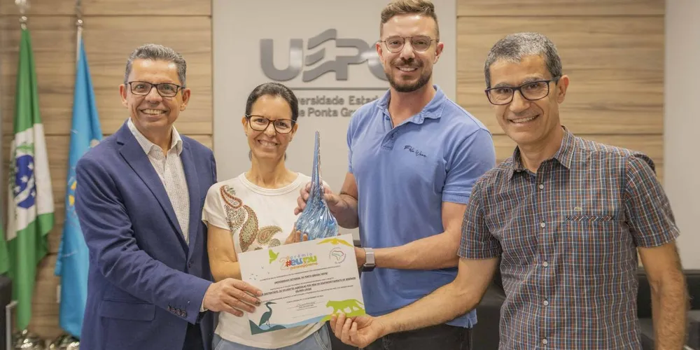 O principal foco do trabalho é a utilização de resíduos agroindustriais, como sabugo de milho, para remover a contaminação de corpos d’água com nitrato