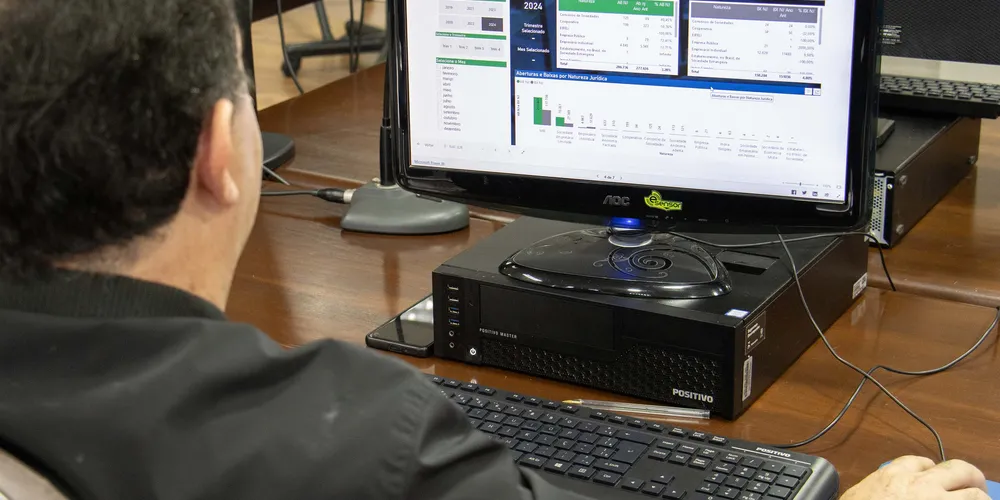 Mais de 25 mil empresas são beneficiadas com Selo do Baixo Risco nos primeiros 10 meses de vigência de decreto