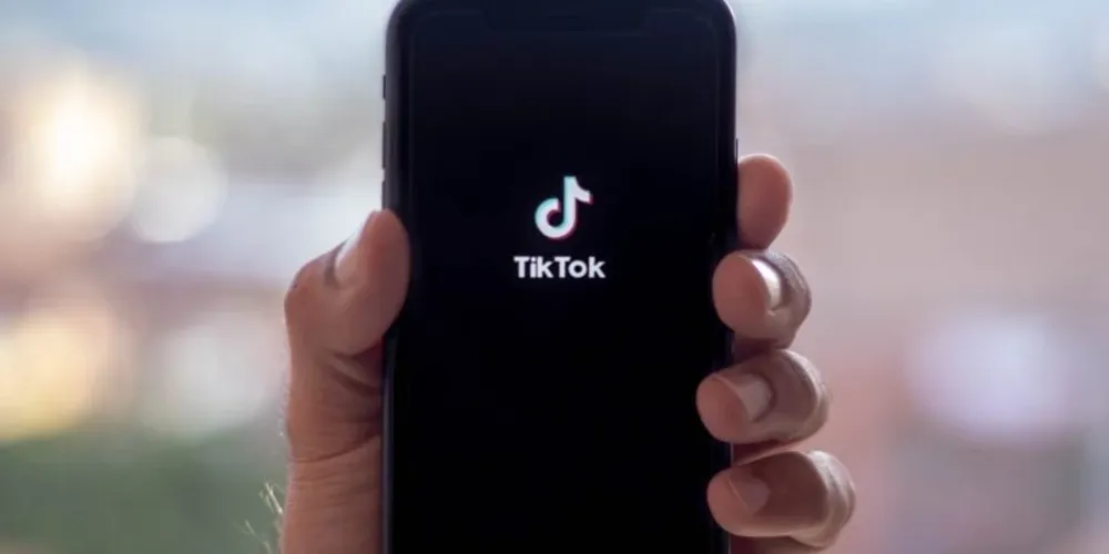 Usuário registraram falhas desde a madrugada deste domingo