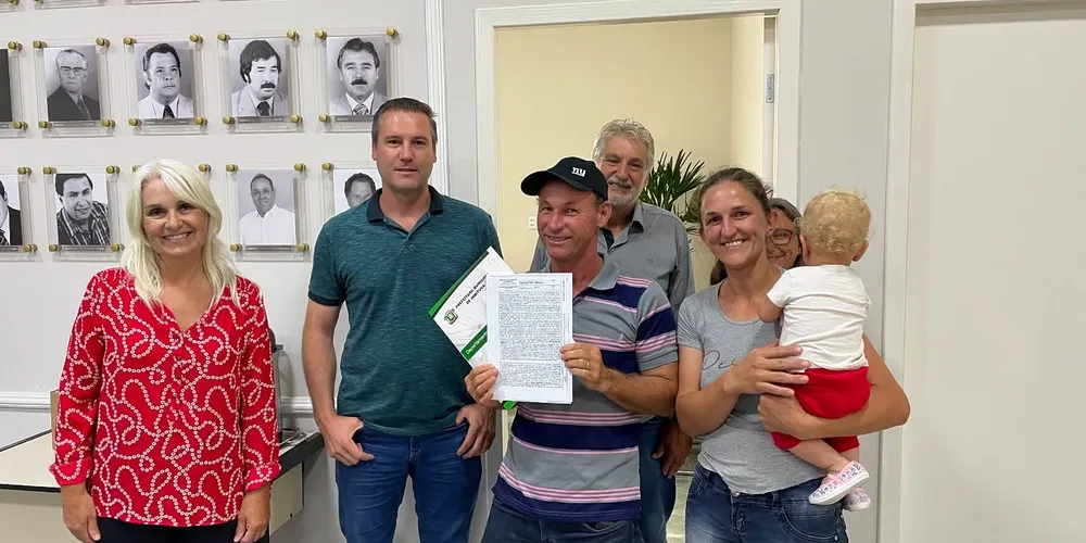 O ato aconteceu nesta sexta-feira (17).