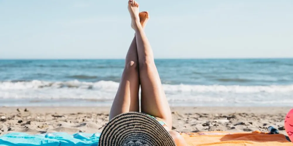 A estação mais quente do ano exige cuidados para manter a pele saudável