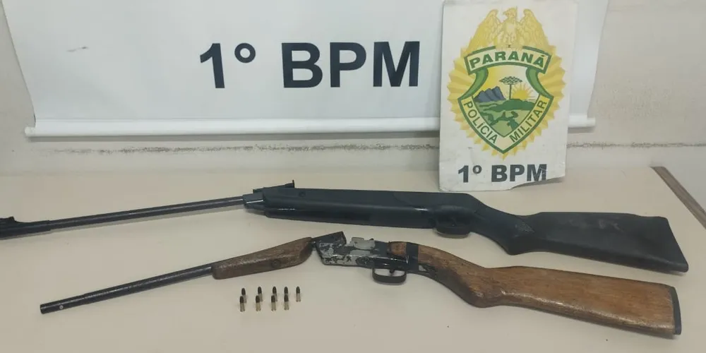 Armas encontradas na casa do suposto agressor foram encaminhadas para a Delegacia de Polícia Civil