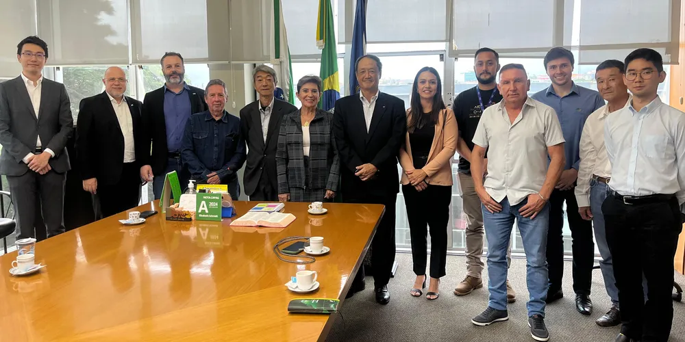 Prefeita e secretários municipais se reuniram com representantes da Nissin Foods