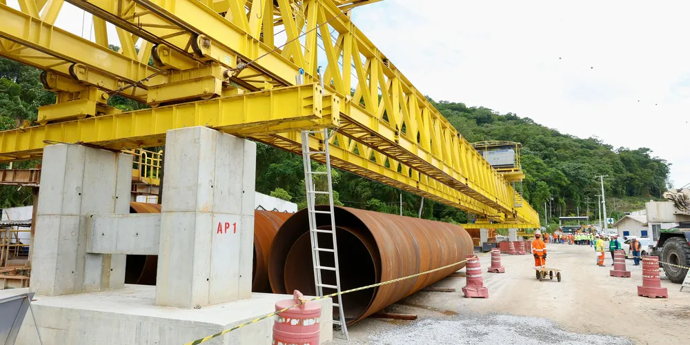 A Ponte de Guaratuba terá 1.244 metros de extensão, com quatro faixas de tráfego,